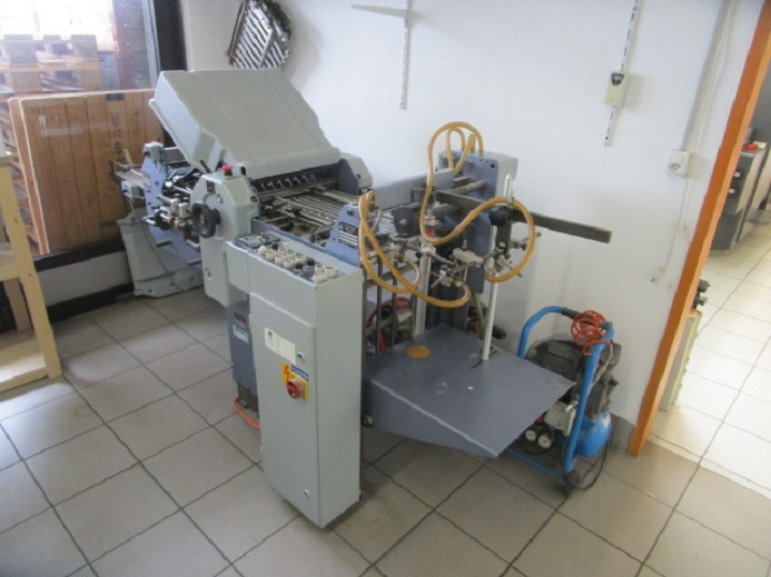 STAHL T36-4 / KB-F (BEIPACKZETTEL FÜR MEDIKAMENTE) - Falzmaschine: das Bild 2 STAHL T36-4 / KB-F (BEIPACKZETTEL FÜR MEDIKAMENTE) - Falzmaschine: das Bild 2