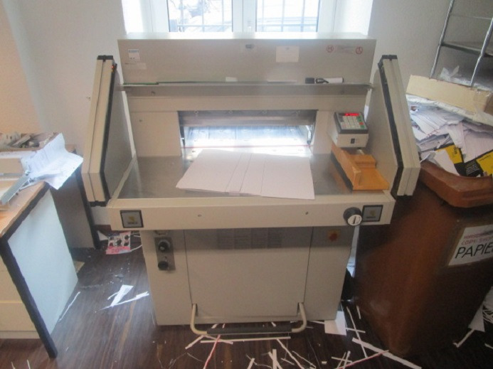 STAPELSCHNEIDER EBA 551 LT - Papierschneidemaschine: das Bild 1 STAPELSCHNEIDER EBA 551 LT - Papierschneidemaschine: das Bild 1