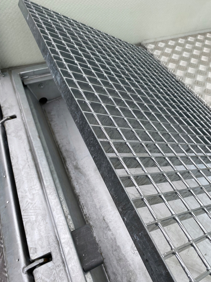 Leasing für PRZYCZEPA DO PRZEWOZU ŚWIŃ / BYDŁA, DMC 2700 / TRAILER FOR TRANSPORTING PIGS / CATTLE, DMC 2700 PRZYCZEPA DO PRZEWOZU ŚWIŃ / BYDŁA, DMC 2700 / TRAILER FOR TRANSPORTING PIGS / CATTLE, DMC 2700: das Bild 9 Leasing für PRZYCZEPA DO PRZEWOZU ŚWIŃ / BYDŁA, DMC 2700 / TRAILER FOR TRANSPORTING PIGS / CATTLE, DMC 2700 PRZYCZEPA DO PRZEWOZU ŚWIŃ / BYDŁA, DMC 2700 / TRAILER FOR TRANSPORTING PIGS / CATTLE, DMC 2700: das Bild 9