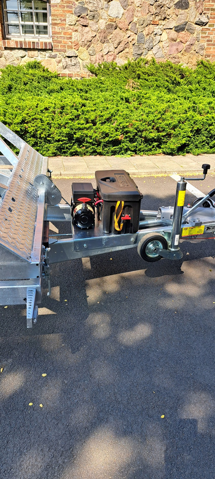 PRZYCZEPA KABLOWA Z WCIĄGARKĄ ELEKTRYCZNĄ 4530 KG, DMC 3500 KG / CABLE TRAILER WITH ELECTRIC WINCH 4530 KG, DMC 3500 KG - Kabeltrommelanhänger: das Bild 5 PRZYCZEPA KABLOWA Z WCIĄGARKĄ ELEKTRYCZNĄ 4530 KG, DMC 3500 KG / CABLE TRAILER WITH ELECTRIC WINCH 4530 KG, DMC 3500 KG - Kabeltrommelanhänger: das Bild 5