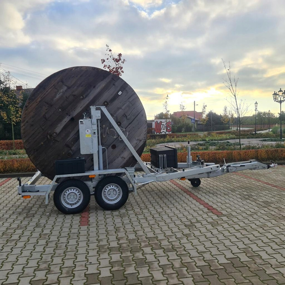 PRZYCZEPA SŁUPOWA KABLOWA PRZEWÓZ KABLI 3500 KG / POLE CABLE TRAILER FOR CABLE TRANSPORT 3500 KG - Kabeltrommelanhänger: das Bild 5 PRZYCZEPA SŁUPOWA KABLOWA PRZEWÓZ KABLI 3500 KG / POLE CABLE TRAILER FOR CABLE TRANSPORT 3500 KG - Kabeltrommelanhänger: das Bild 5