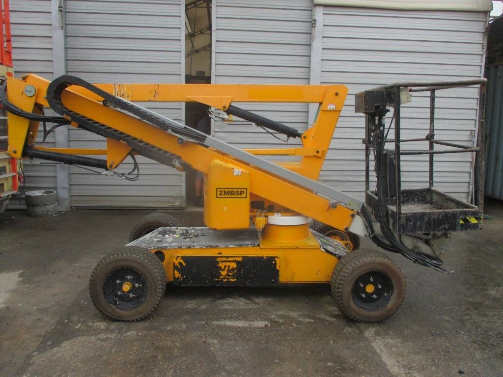 Niftylift HR 12 N E - Gelenkarmbühne: das Bild 2 Niftylift HR 12 N E - Gelenkarmbühne: das Bild 2