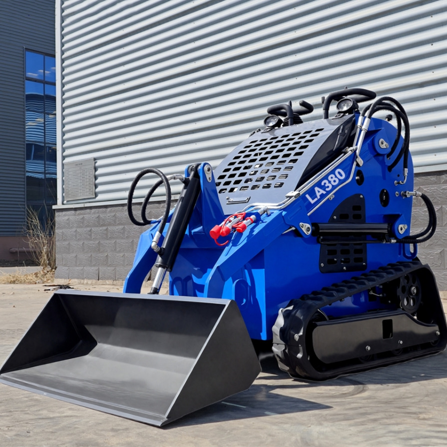 LEZUM LA380 Mini Skid Steer Loader Compact Track Diesel Cheap Mini Skid Steer Loader For Sale With Mini Skid Steer Attachments 4 In 1 Bucket - Kompaktlader: das Bild 1 LEZUM LA380 Mini Skid Steer Loader Compact Track Diesel Cheap Mini Skid Steer Loader For Sale With Mini Skid Steer Attachments 4 In 1 Bucket - Kompaktlader: das Bild 1