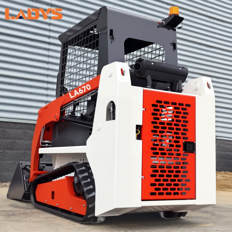 LADYS LA670 Mini Small Skid Steer Loader Compact Track Diesel Mini Skid Steer Loader For Sale With Small Mini Skid Steer Attachments 4 In 1 Bucket - Kompaktlader: das Bild 4 LADYS LA670 Mini Small Skid Steer Loader Compact Track Diesel Mini Skid Steer Loader For Sale With Small Mini Skid Steer Attachments 4 In 1 Bucket - Kompaktlader: das Bild 4