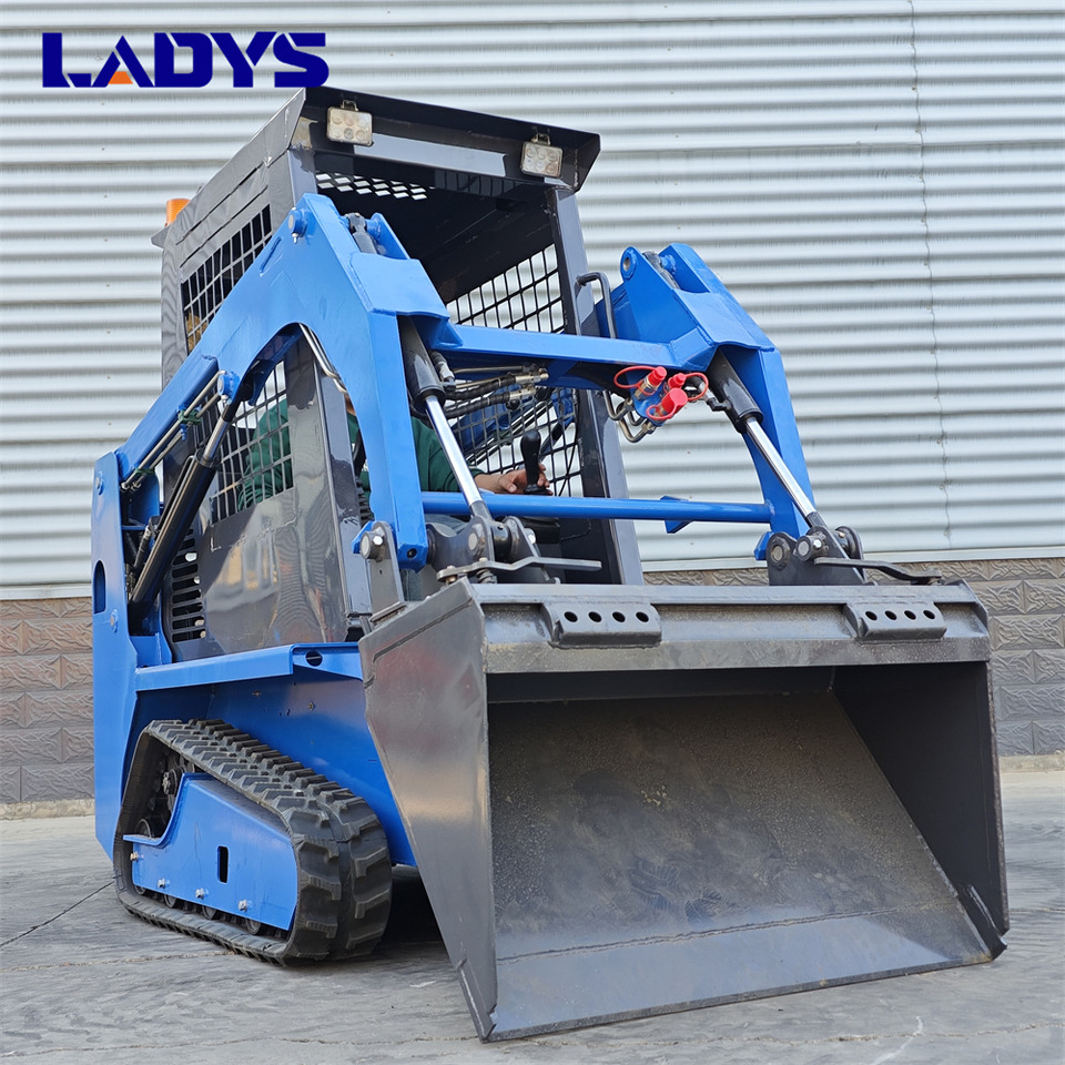 Free Shipping Mini Skid Steer Loader Compact Track Electric/Diesel Chinese Mini Skid Steer Loader For Sale With Mini Skid Steer Attachments 4 In 1 Bucket - Kompaktlader: das Bild 2 Free Shipping Mini Skid Steer Loader Compact Track Electric/Diesel Chinese Mini Skid Steer Loader For Sale With Mini Skid Steer Attachments 4 In 1 Bucket - Kompaktlader: das Bild 2