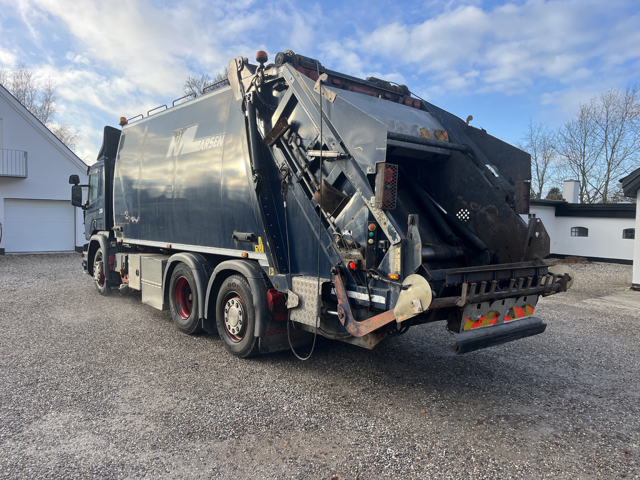 SCANIA P 320 NTM 21m3 - Müllwagen: das Bild 3 SCANIA P 320 NTM 21m3 - Müllwagen: das Bild 3