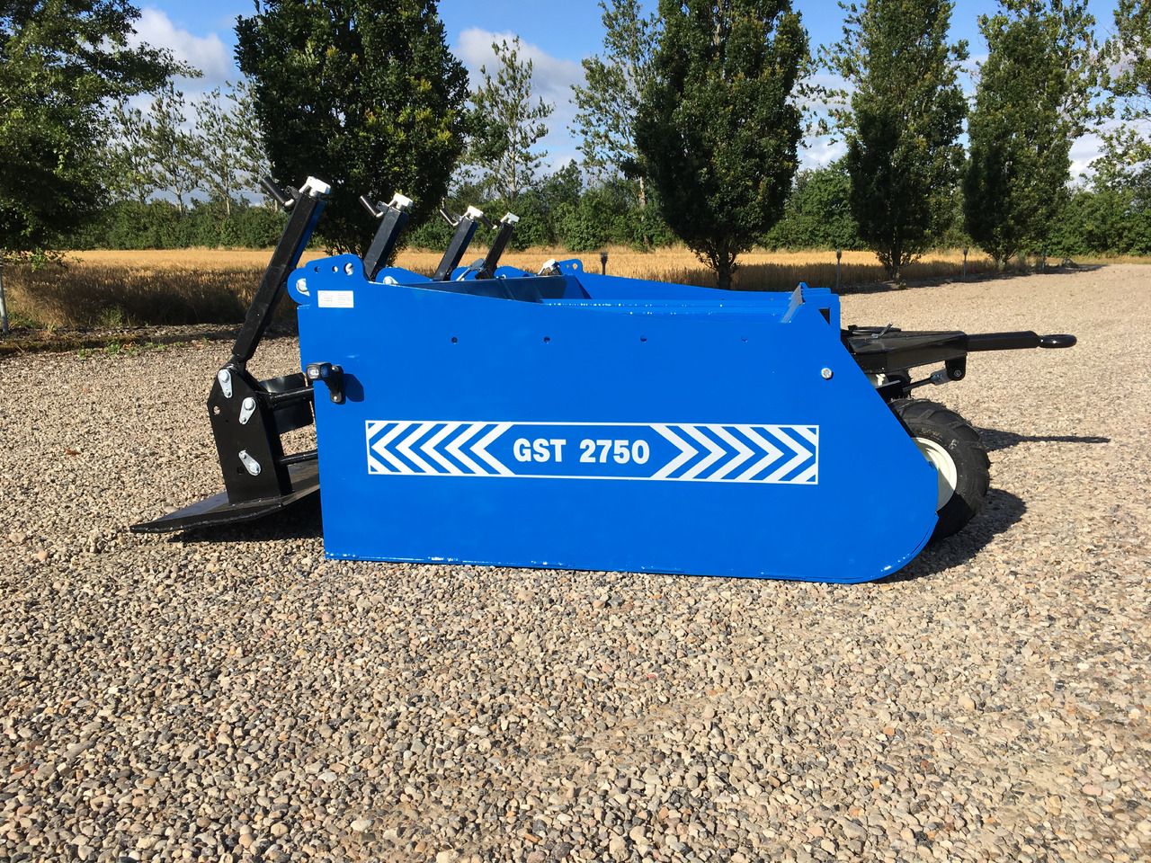 GST 1500-3000 Gravel Road leveler box laying of gravel for trucks and tractor - Schürfzug: das Bild 4 GST 1500-3000 Gravel Road leveler box laying of gravel for trucks and tractor - Schürfzug: das Bild 4