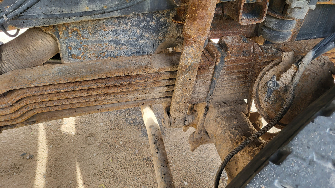 Kipper Für die Beförderung von Silo MAN 33.414 6X6 HIAB 102 33.414: das Bild 14