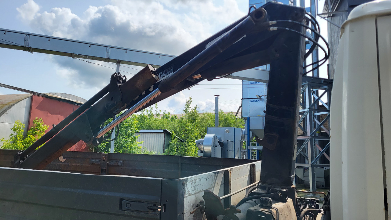 Autokran MERCEDES-BENZ 814 HIAB 071: das Bild 7