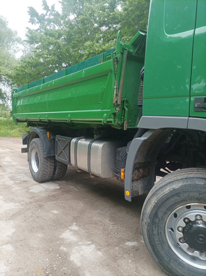 MERCEDES-BENZ ACTROS 18 36 4X4 - Kipper: das Bild 4 MERCEDES-BENZ ACTROS 18 36 4X4 - Kipper: das Bild 4