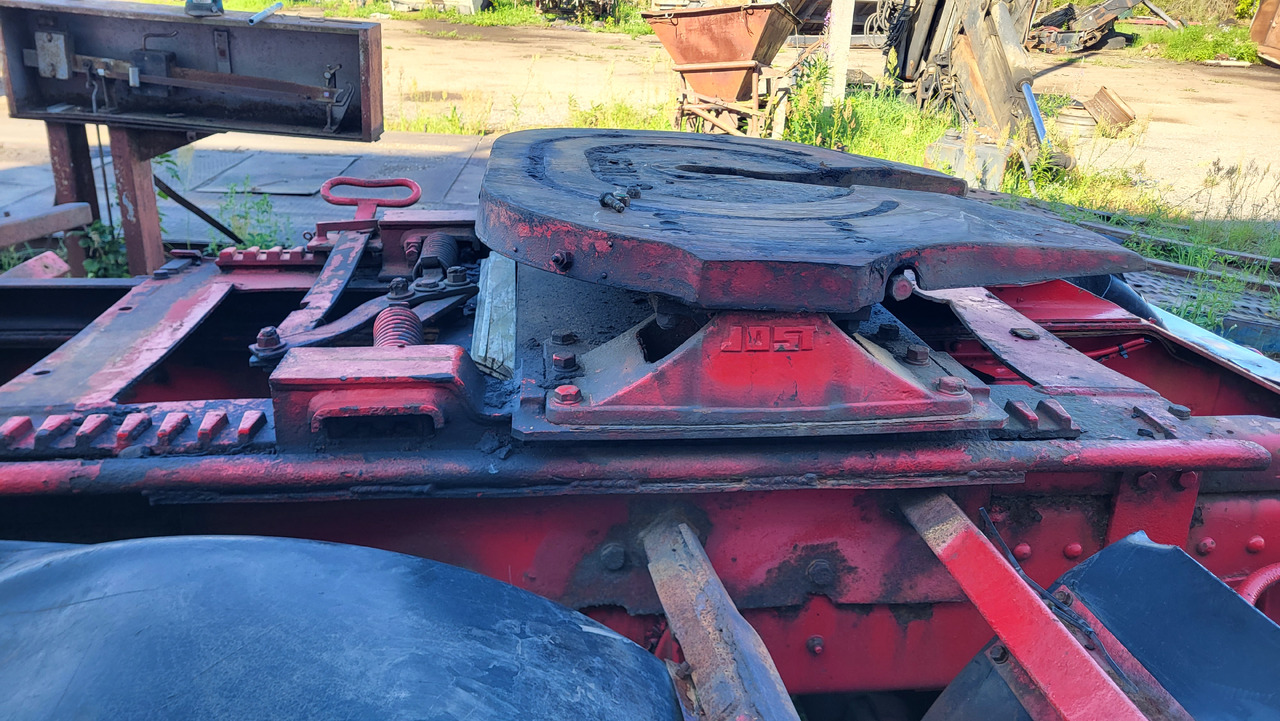 SCANIA R 142 H 6X2 SU KRANU - Sattelzugmaschine: das Bild 4 SCANIA R 142 H 6X2 SU KRANU - Sattelzugmaschine: das Bild 4