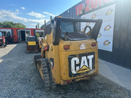Caterpillar 259 B - 3 High Flow à 28500 € HT - Deltalader: das Bild 4 Caterpillar 259 B - 3 High Flow à 28500 € HT - Deltalader: das Bild 4