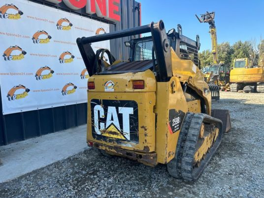 Caterpillar 259 B - 3 High Flow à 28500 € HT - Deltalader: das Bild 3 Caterpillar 259 B - 3 High Flow à 28500 € HT - Deltalader: das Bild 3