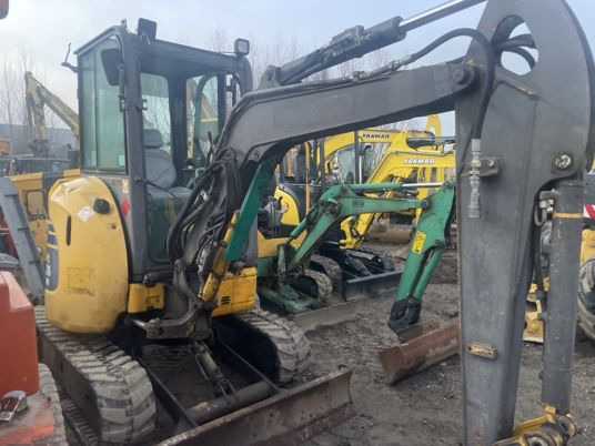 Komatsu PC26MR-3 - Minibagger: das Bild 5 Komatsu PC26MR-3 - Minibagger: das Bild 5