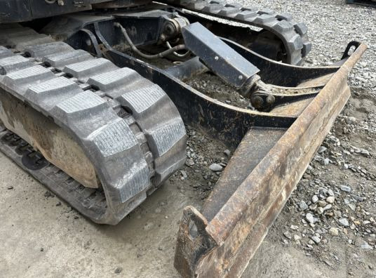 Kettenbagger Yanmar B7 Sigma - Double déport de bras à 44900 € HT: das Bild 8