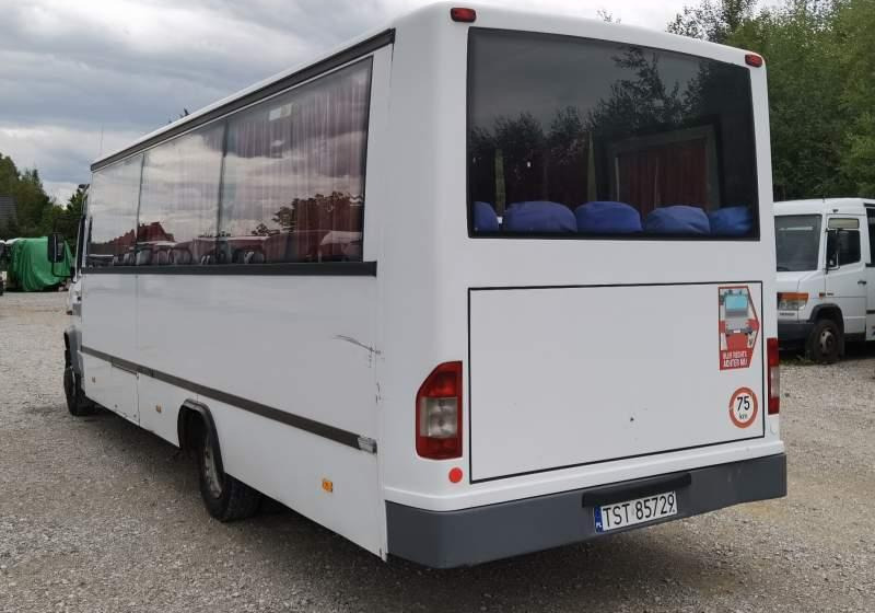 Mercedes-Benz Vario 814D 39+13 - Überlandbus: das Bild 5 Mercedes-Benz Vario 814D 39+13 - Überlandbus: das Bild 5