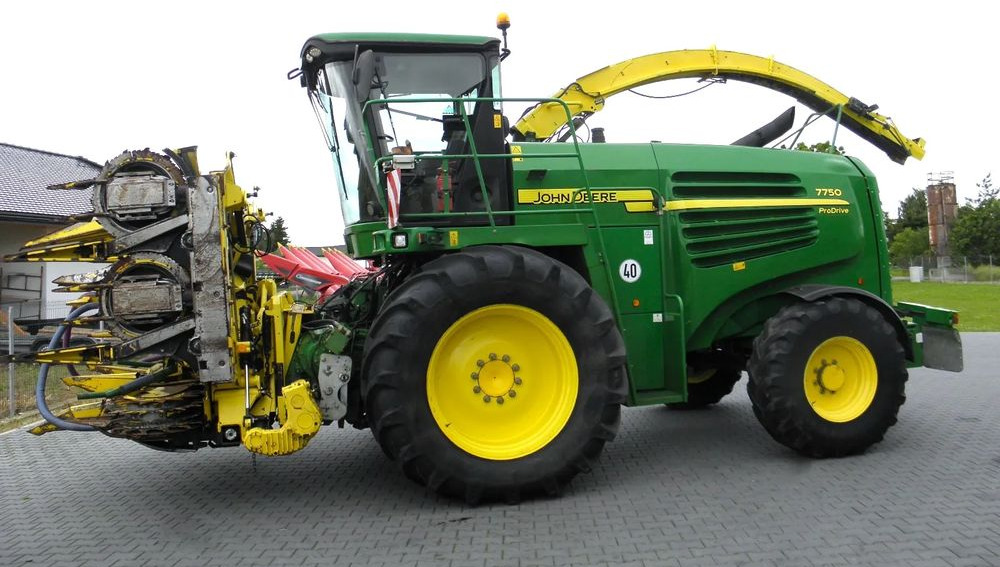 John Deere 7750 ProDrive 2008 Rok, +Kemper 375, +podbieracz do traw, Nie Malowany, Stan Bardzo Dobry - Feldhäcksler: das Bild 2 John Deere 7750 ProDrive 2008 Rok, +Kemper 375, +podbieracz do traw, Nie Malowany, Stan Bardzo Dobry - Feldhäcksler: das Bild 2