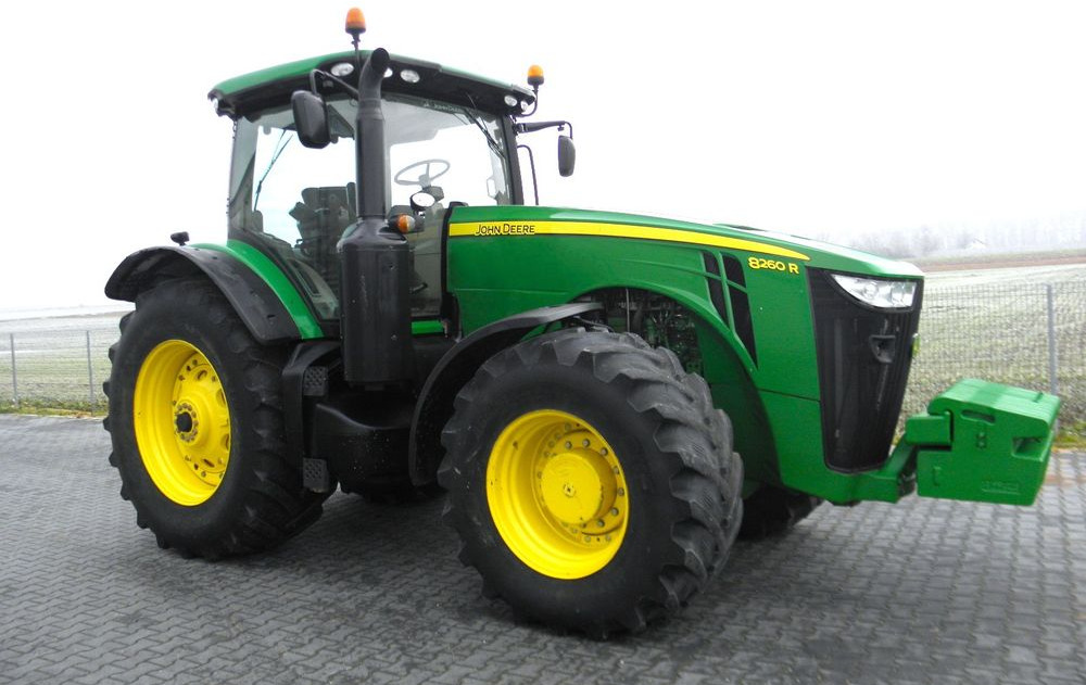 John Deere 8260R 2014 Rok, Skrzynia POWERSHIFT ,9200 mtg, Nie Malowany, Stan Idealny - Traktor: das Bild 2 John Deere 8260R 2014 Rok, Skrzynia POWERSHIFT ,9200 mtg, Nie Malowany, Stan Idealny - Traktor: das Bild 2