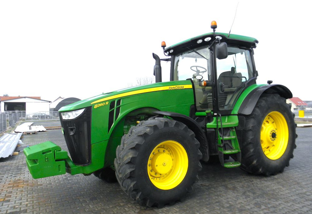 John Deere 8260R 2014 Rok, Skrzynia POWERSHIFT ,9200 mtg, Nie Malowany, Stan Idealny - Traktor: das Bild 3 John Deere 8260R 2014 Rok, Skrzynia POWERSHIFT ,9200 mtg, Nie Malowany, Stan Idealny - Traktor: das Bild 3