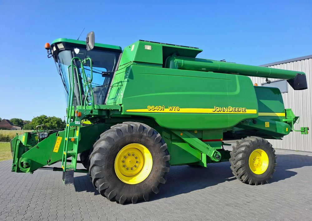 John Deere WTS 9640i 2005 Rok, heder 6,1m, Stol do rzepaku, Nie Malowany, Stan Bardzo Dobry - Mähdrescher: das Bild 1 John Deere WTS 9640i 2005 Rok, heder 6,1m, Stol do rzepaku, Nie Malowany, Stan Bardzo Dobry - Mähdrescher: das Bild 1