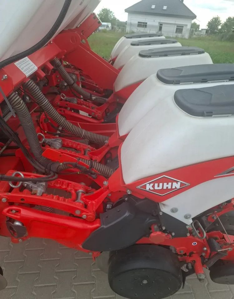 Kuhn Maxima 3 TS 2021 Rok , Stan Idealny - Sämaschine: das Bild 4 Kuhn Maxima 3 TS 2021 Rok , Stan Idealny - Sämaschine: das Bild 4