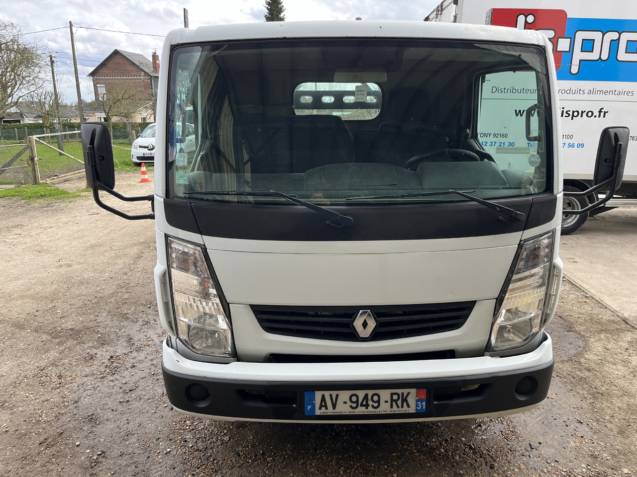 Renault Maxity 110cv cabstar plateau 4,50m - Pritsche Transporter: das Bild 2 Renault Maxity 110cv cabstar plateau 4,50m - Pritsche Transporter: das Bild 2
