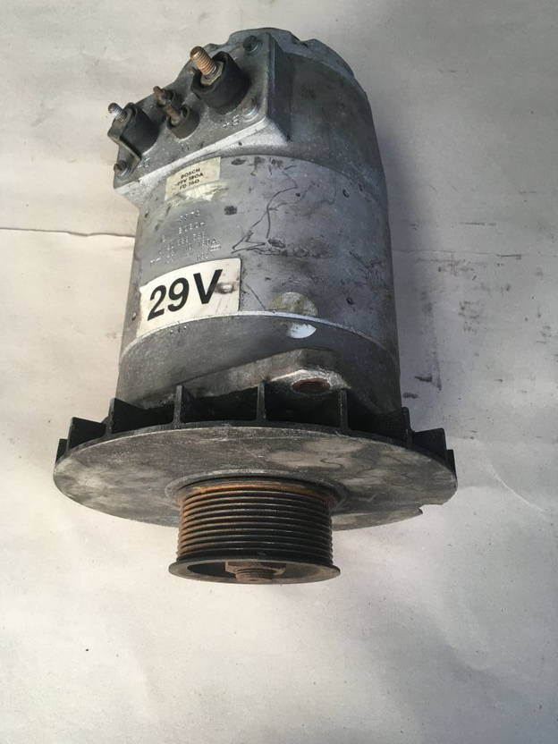 Bosch Bosch Lichtmaschine 180A 28V Bosch 0120689536 Generator Lima 0120689589 - Lichtmaschine: das Bild 1 Bosch Bosch Lichtmaschine 180A 28V Bosch 0120689536 Generator Lima 0120689589 - Lichtmaschine: das Bild 1