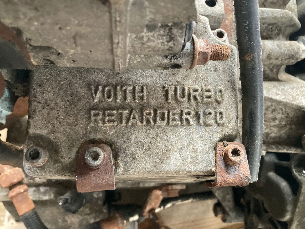 Mercedes-Benz Schaltgetriebe Mercedes GO210-6 GO 210-6 714.140 Setra Retarder - Getriebe und Teile für Bus: das Bild 3 Mercedes-Benz Schaltgetriebe Mercedes GO210-6 GO 210-6 714.140 Setra Retarder - Getriebe und Teile für Bus: das Bild 3