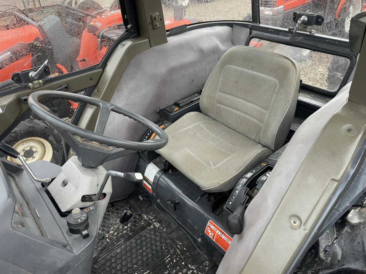 Kubota GL53 - Raupentraktor: das Bild 5 Kubota GL53 - Raupentraktor: das Bild 5