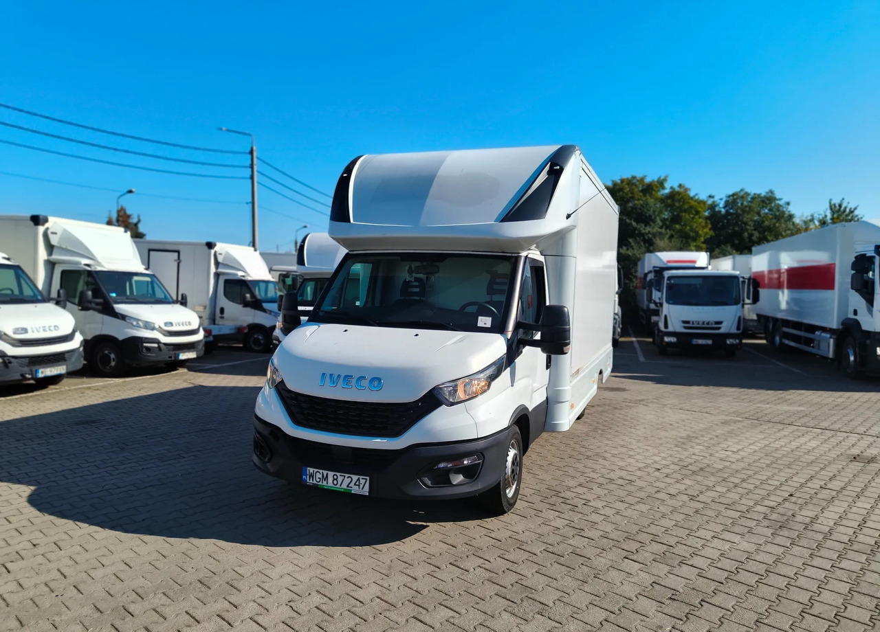 IVECO DAILY 35S14 - Koffer Transporter: das Bild 1 IVECO DAILY 35S14 - Koffer Transporter: das Bild 1