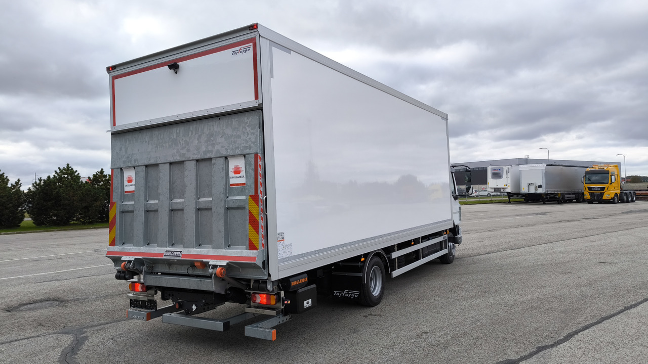 DAF XB 210 FA - Koffer LKW: das Bild 4 DAF XB 210 FA - Koffer LKW: das Bild 4