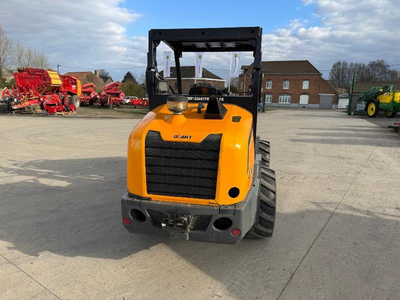 Teleskopradlader GIANT G3500: das Bild 6