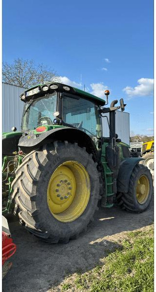 JOHN DEERE 6195R - Traktor: das Bild 2 JOHN DEERE 6195R - Traktor: das Bild 2