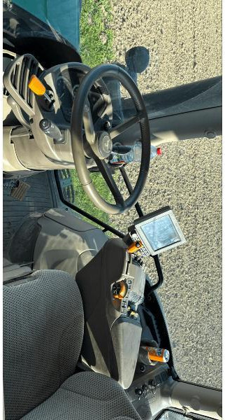 JOHN DEERE 6195R - Traktor: das Bild 5 JOHN DEERE 6195R - Traktor: das Bild 5