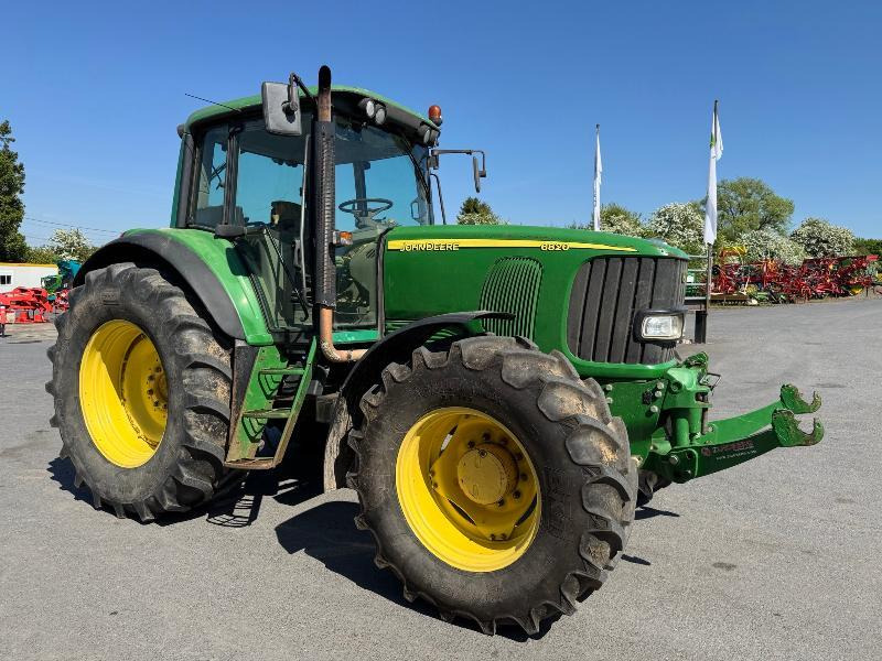 JOHN DEERE 6820 - Traktor: das Bild 5 JOHN DEERE 6820 - Traktor: das Bild 5