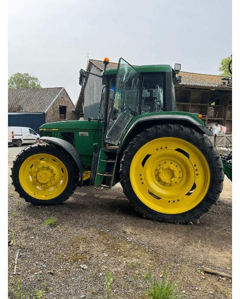 JOHN DEERE 6910 - Traktor: das Bild 1 JOHN DEERE 6910 - Traktor: das Bild 1