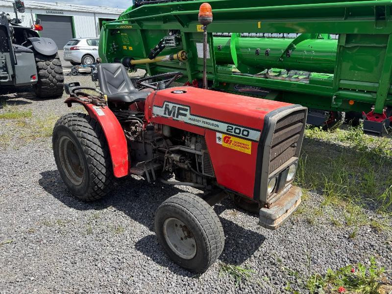 MASSEY-FERGUSON 200 - Traktor: das Bild 3 MASSEY-FERGUSON 200 - Traktor: das Bild 3