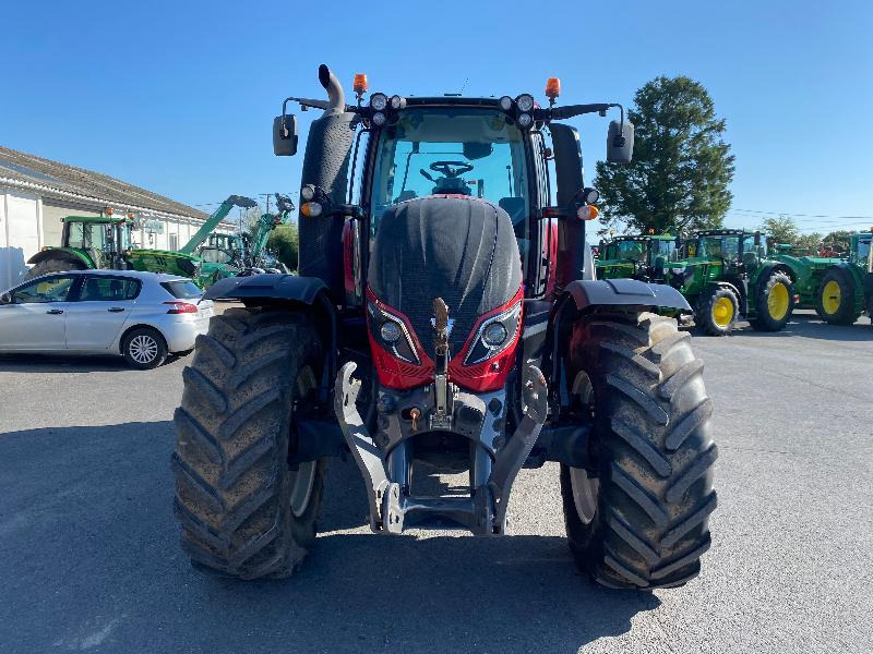 VALTRA T194 VERSU - Traktor: das Bild 4 VALTRA T194 VERSU - Traktor: das Bild 4