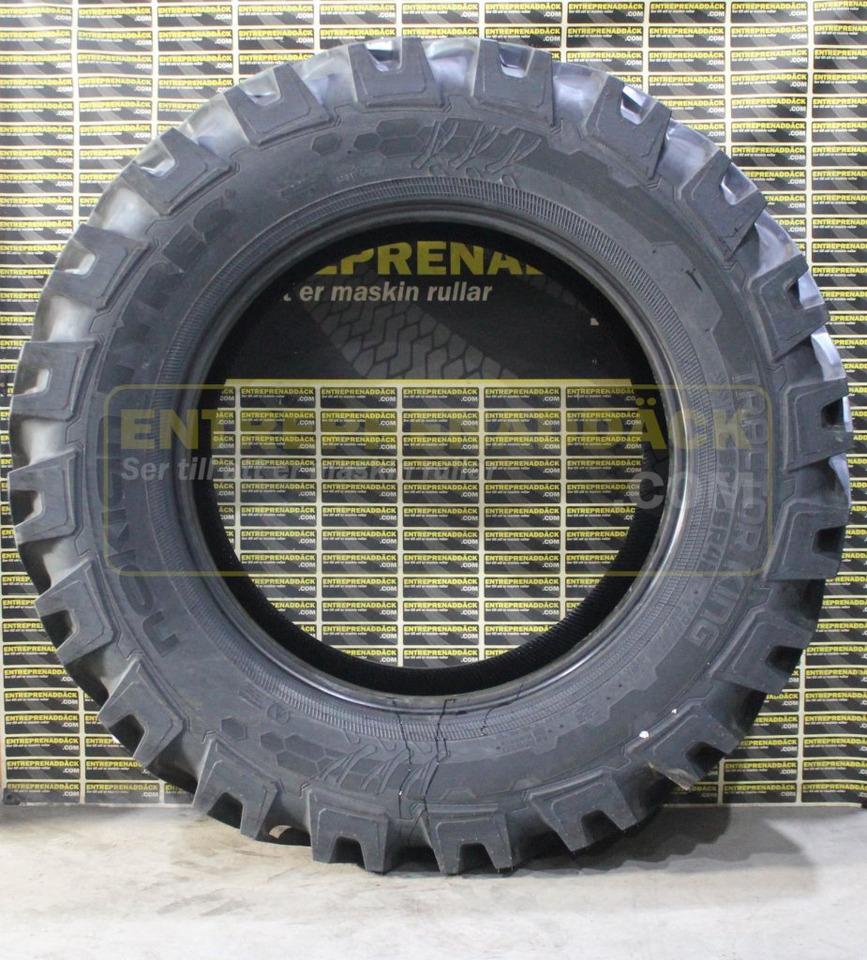 Nokian Tractor King 650/65R42 – Available as loose tyre or complete wheel - Traktor: das Bild 3 Nokian Tractor King 650/65R42 – Available as loose tyre or complete wheel - Traktor: das Bild 3