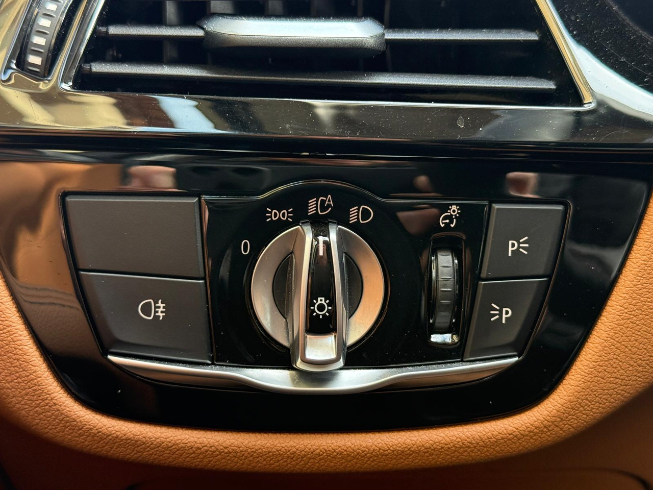 Limousine BMW 520D MILDHYBRID: das Bild 9