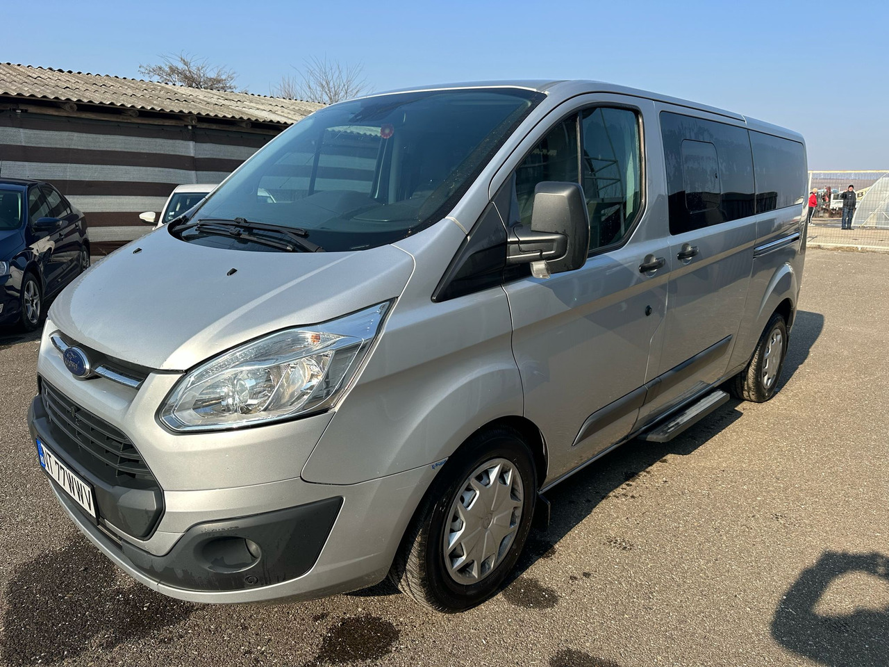 FORD TRANSIT CUSTOMS - Kleinbus, Personentransporter: das Bild 3 FORD TRANSIT CUSTOMS - Kleinbus, Personentransporter: das Bild 3