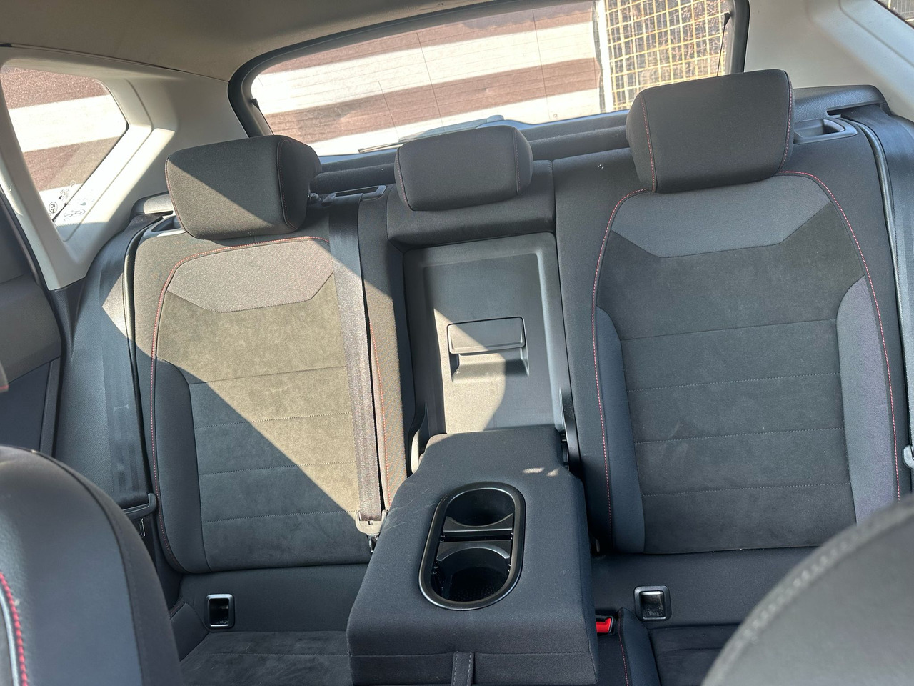 SEAT ATECA - SUV/ Geländewagen: das Bild 2 SEAT ATECA - SUV/ Geländewagen: das Bild 2