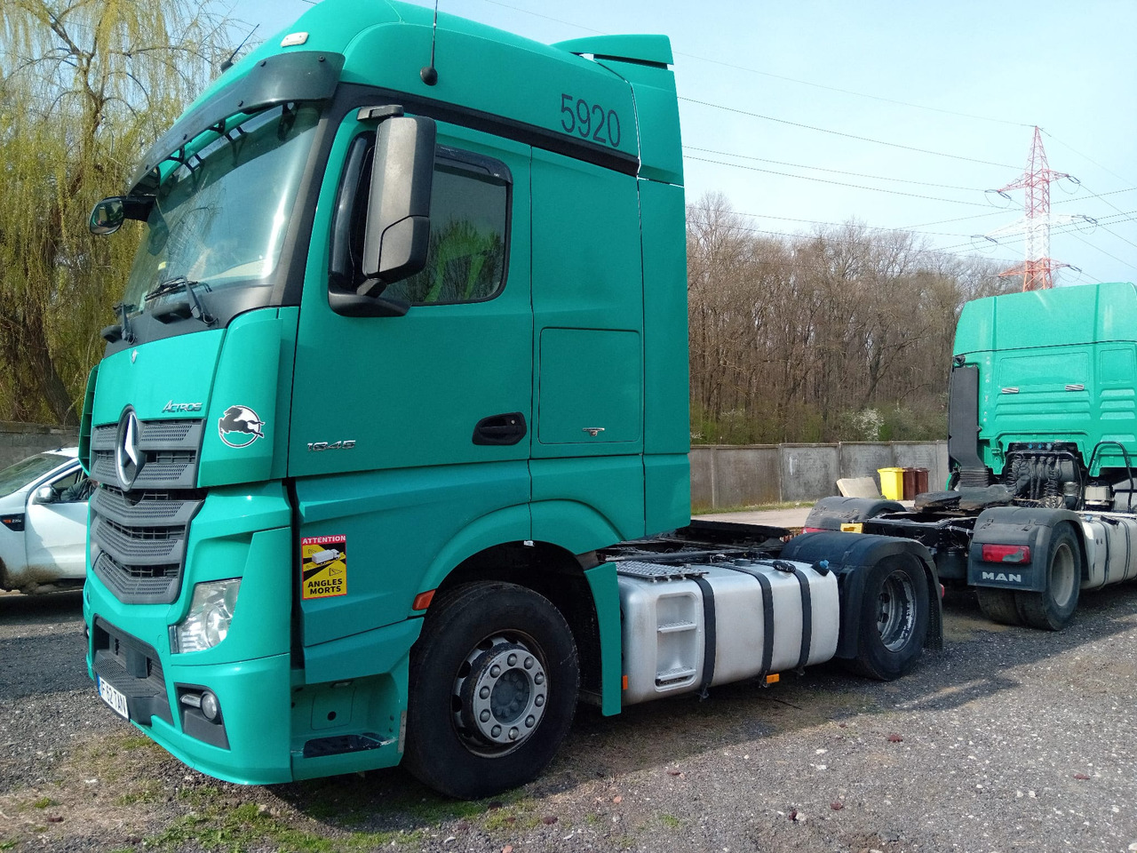 Mercedes-Benz Actros 18.45 - Sattelzugmaschine: das Bild 2 Mercedes-Benz Actros 18.45 - Sattelzugmaschine: das Bild 2