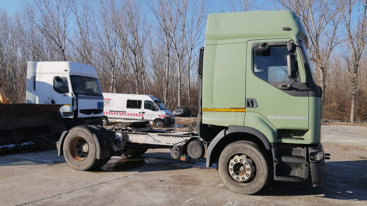 Renault Premium 420 DCI Standard Tractor, Manual ZF - Sattelzugmaschine: das Bild 2 Renault Premium 420 DCI Standard Tractor, Manual ZF - Sattelzugmaschine: das Bild 2