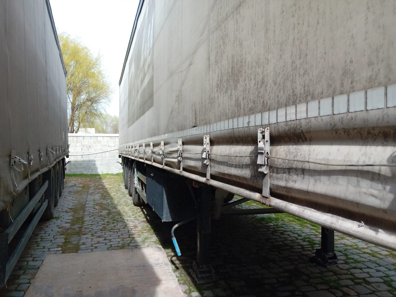 Schmitz S01 Semi-Trailer - Planenauflieger: das Bild 5 Schmitz S01 Semi-Trailer - Planenauflieger: das Bild 5