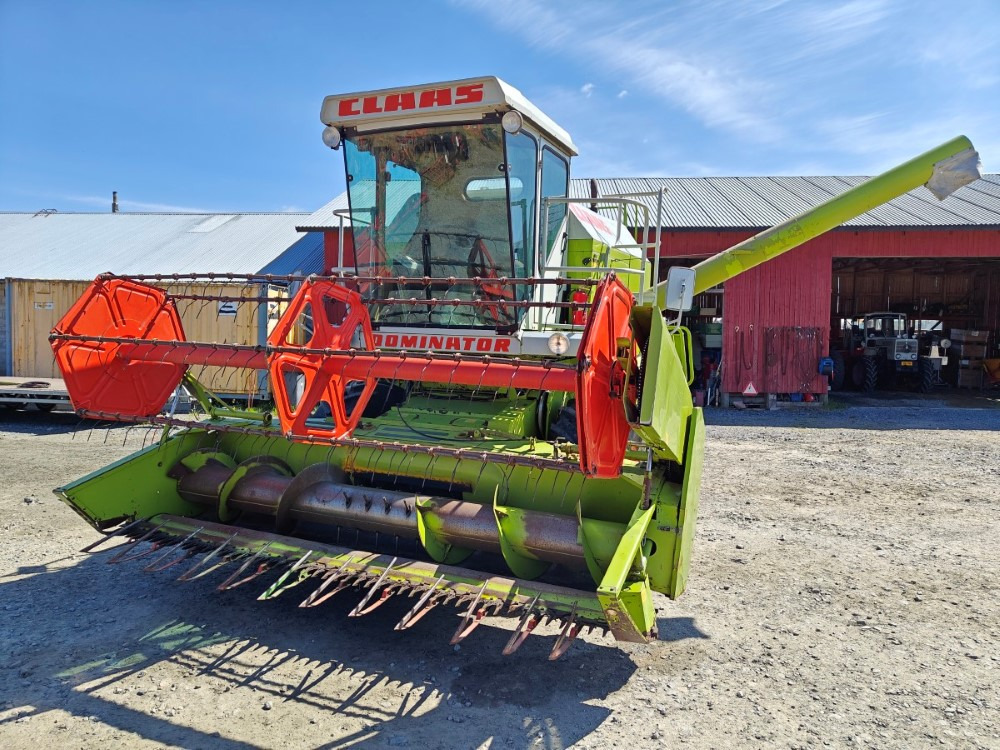CLAAS Dominator 58S, moottori Perkins 6-sylinterinen, hydraulinen torvi, katso video! - Mähdrescher: das Bild 2 CLAAS Dominator 58S, moottori Perkins 6-sylinterinen, hydraulinen torvi, katso video! - Mähdrescher: das Bild 2