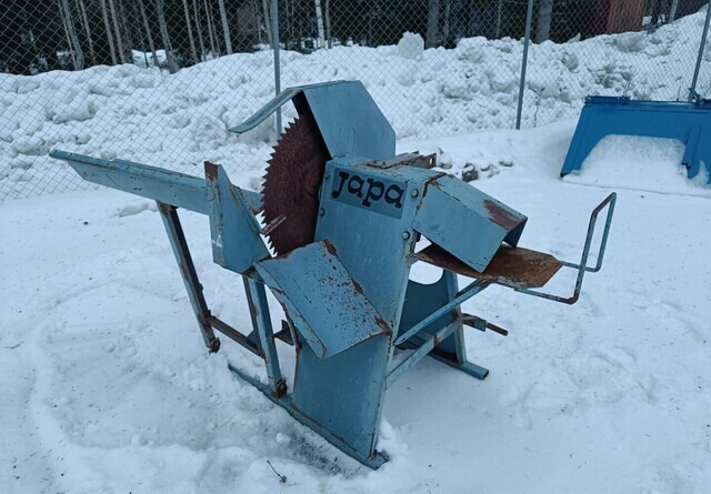 Japa Klapisirkeli halkaisuruuvilla - Holzspalter: das Bild 1 Japa Klapisirkeli halkaisuruuvilla - Holzspalter: das Bild 1