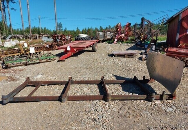 Metsäkärryn alusta 8 pankoinen pituus 400cm - Rückewagen: das Bild 1 Metsäkärryn alusta 8 pankoinen pituus 400cm - Rückewagen: das Bild 1