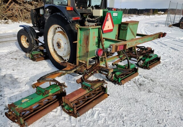 Ransomes kelaleikkuri 465cm hydraulinen - VIDEO - Schlegelmäher: das Bild 3 Ransomes kelaleikkuri 465cm hydraulinen - VIDEO - Schlegelmäher: das Bild 3