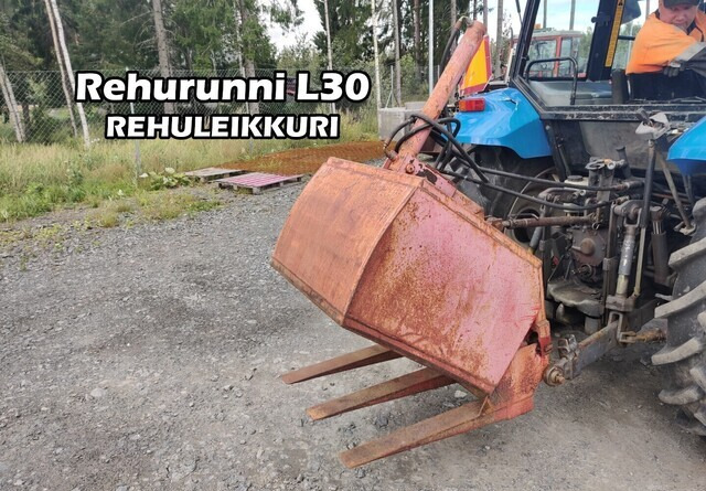 Runni Rehu-Runni L30 rehuleikkuri - VIDEO - Silotechnik: das Bild 1 Runni Rehu-Runni L30 rehuleikkuri - VIDEO - Silotechnik: das Bild 1